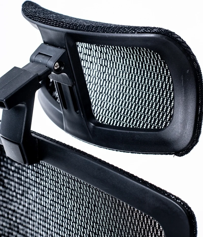 Офисное кресло с регулировкой подлокотников 022A black 13
