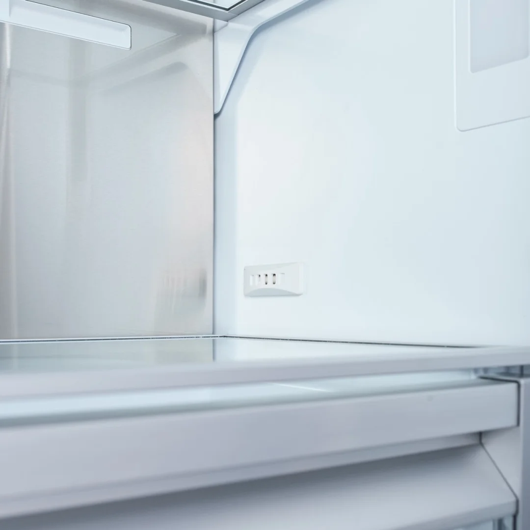 MILLEN MBI552FDMaxPro холодильник встраиваемый 8